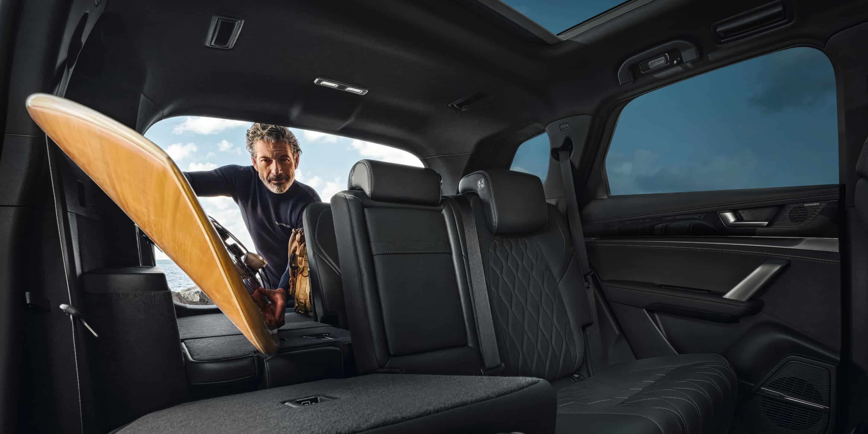 nội thất byd sealion 8