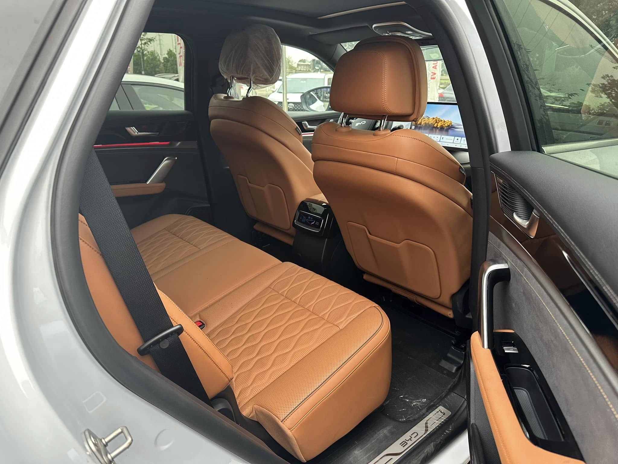 Nội thất BYD Sealion 6
